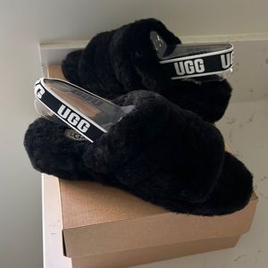 UGG Fluff Yeah Slides Sz 8.  Brand new with box.